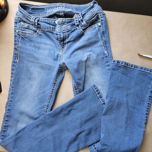 Wallflower women's size 5 jeans